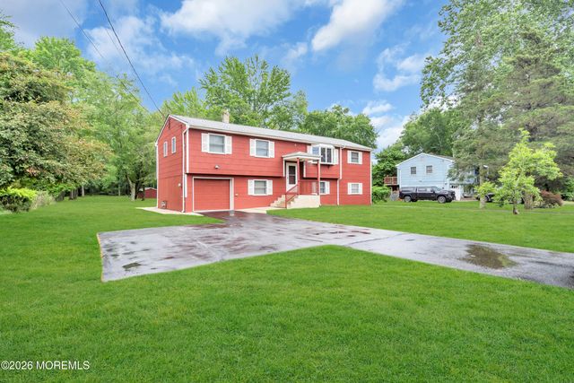 99 Cedar Swamp Road, Jackson, NJ 08527