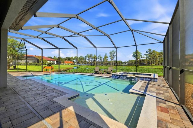 5157 LAKECASTLE DRIVE, Tampa, FL 33624