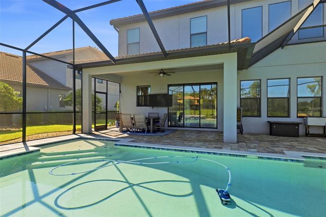 5157 LAKECASTLE DRIVE, Tampa, FL 33624