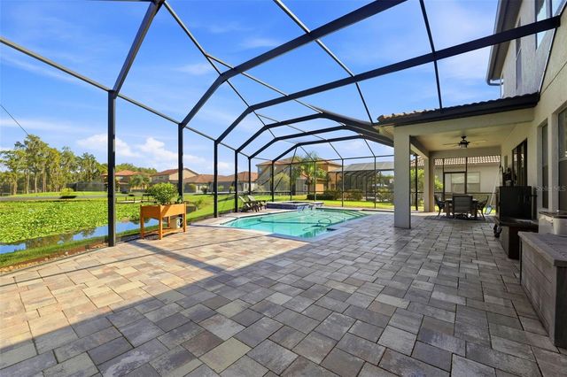 5157 LAKECASTLE DRIVE, Tampa, FL 33624