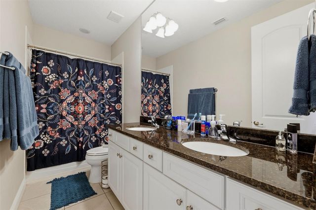 5157 LAKECASTLE DRIVE, Tampa, FL 33624