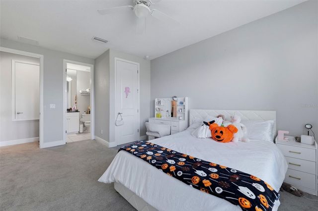 5157 LAKECASTLE DRIVE, Tampa, FL 33624