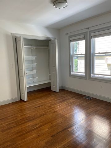 49 Albion St 1, Somerville, MA 02143