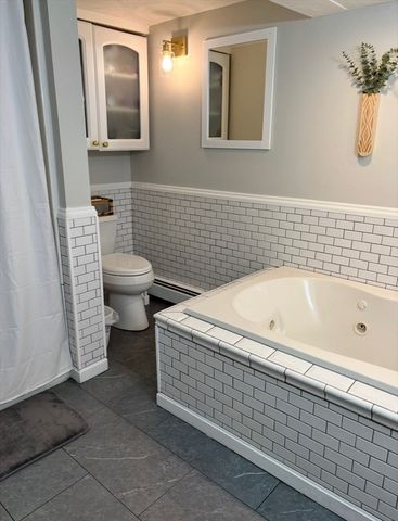 110 Grant Ave, Somerset, MA 02726