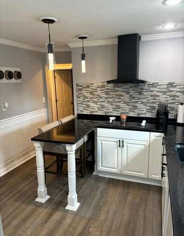 110 Grant Ave, Somerset, MA 02726