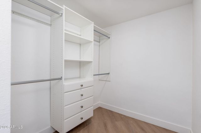 1926 E AUGUSTA Avenue, Phoenix, AZ 85020