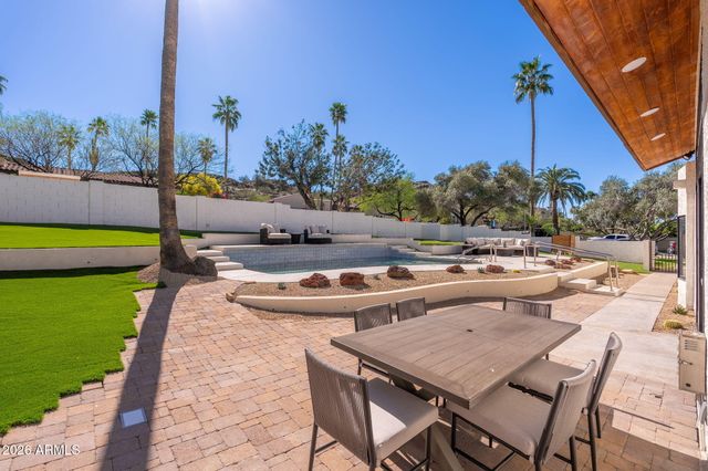 1926 E AUGUSTA Avenue, Phoenix, AZ 85020