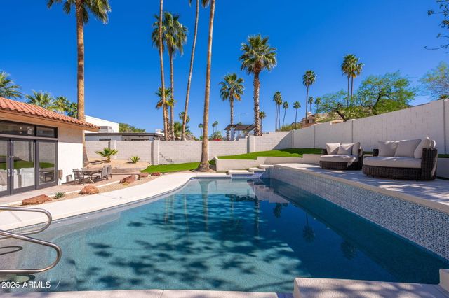 1926 E AUGUSTA Avenue, Phoenix, AZ 85020