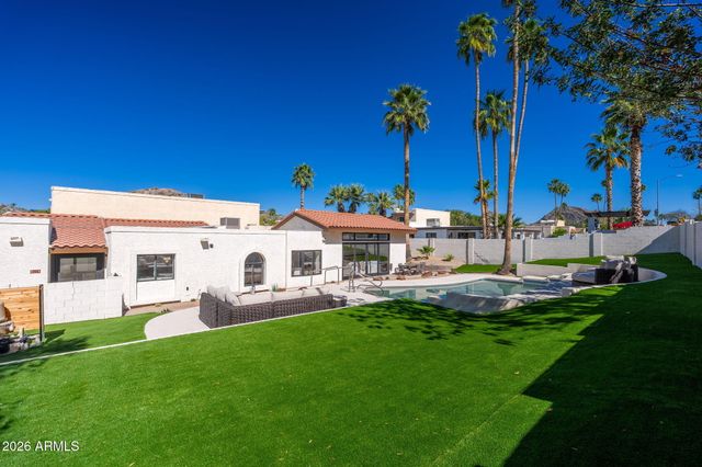 1926 E AUGUSTA Avenue, Phoenix, AZ 85020