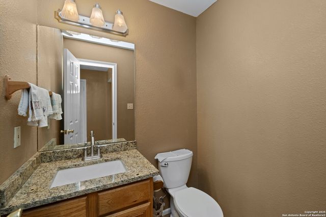146 Village Path, Castroville, TX 78009