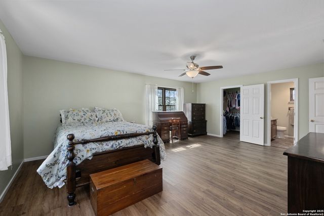 146 Village Path, Castroville, TX 78009