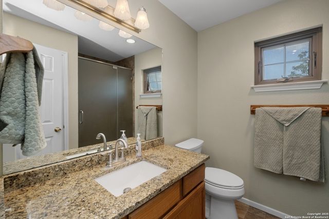 146 Village Path, Castroville, TX 78009