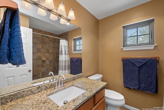 146 Village Path, Castroville, TX 78009