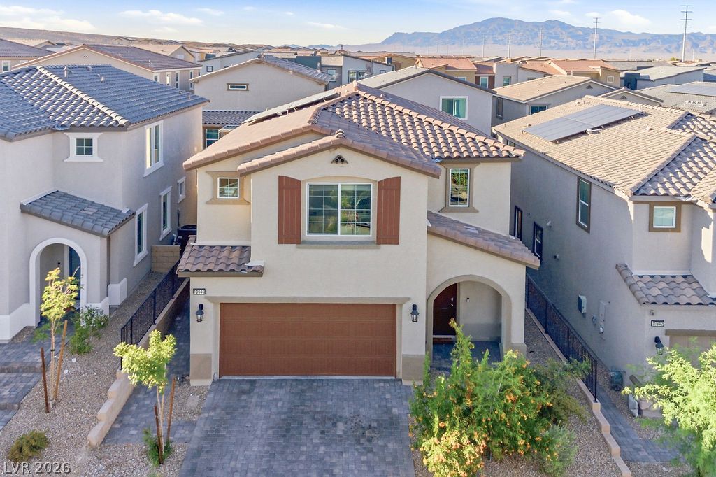 10946 Fennel Avenue, Las Vegas, NV 89166 — photo 3