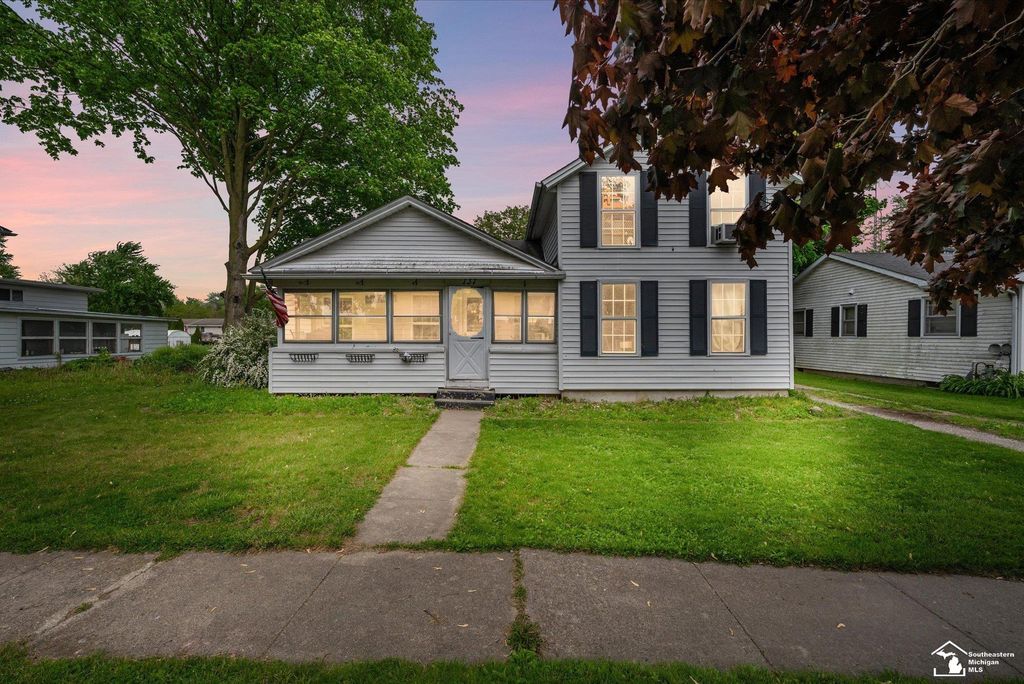 137 Raisin Street, Deerfield, MI 49238