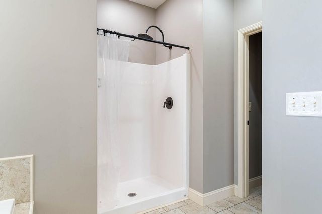 222 Natures Court, Campobello, SC 29322