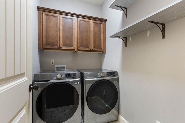 222 Natures Court, Campobello, SC 29322