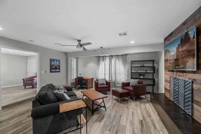 208 E Oxford Drive, Tempe, AZ 85283