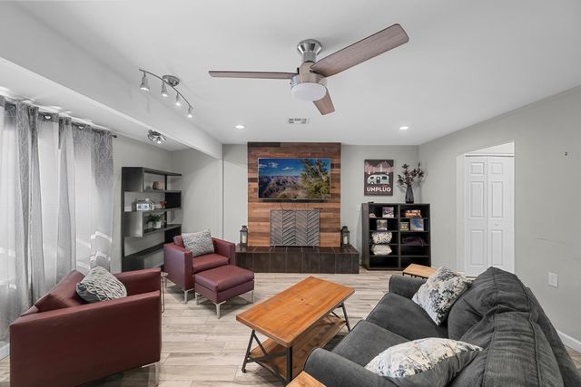 208 E Oxford Drive, Tempe, AZ 85283