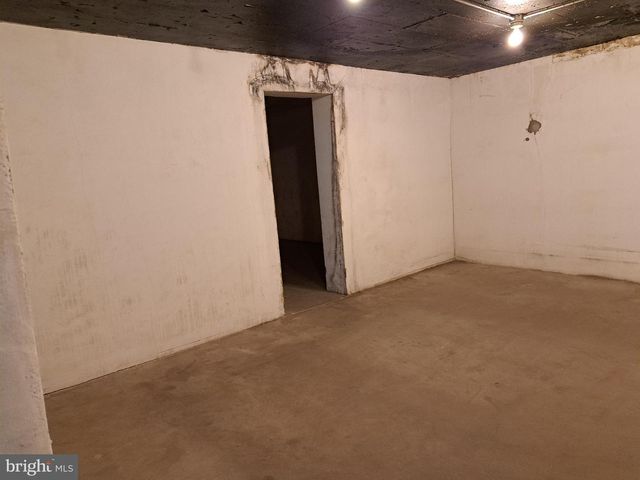 917 N EAST ST #D, Frederick, MD 21701