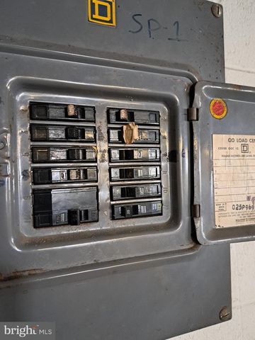 917 N EAST ST #D, Frederick, MD 21701