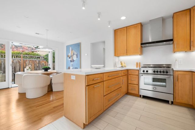 2044 Saint Francis Way, San Carlos, CA 94070