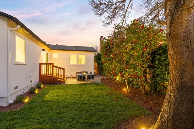 2044 Saint Francis Way, San Carlos, CA 94070