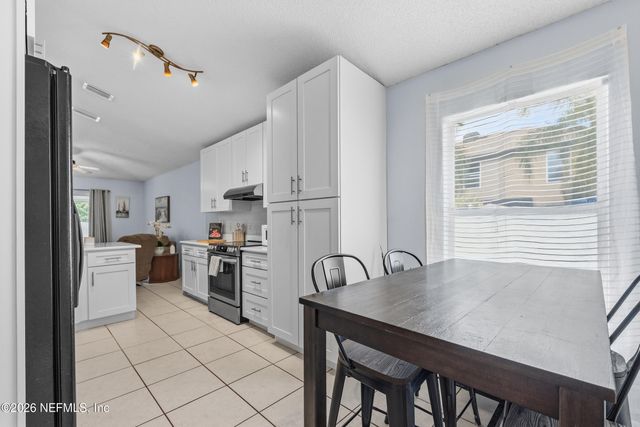 12527 ASH HARBOR Drive, Jacksonville, FL 32224