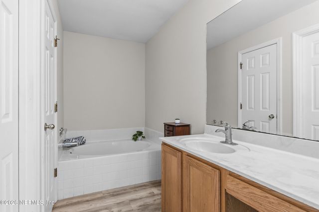 12527 ASH HARBOR Drive, Jacksonville, FL 32224