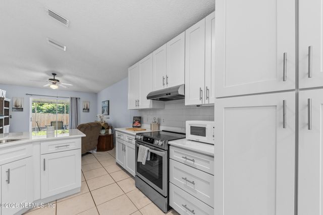 12527 ASH HARBOR Drive, Jacksonville, FL 32224
