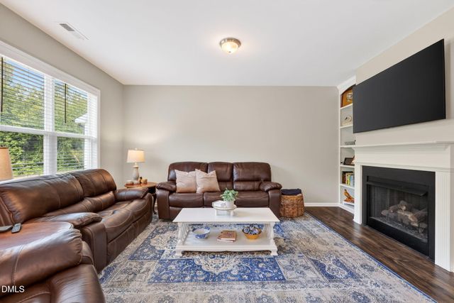 438 Crawford Parkway, Clayton, NC 27520