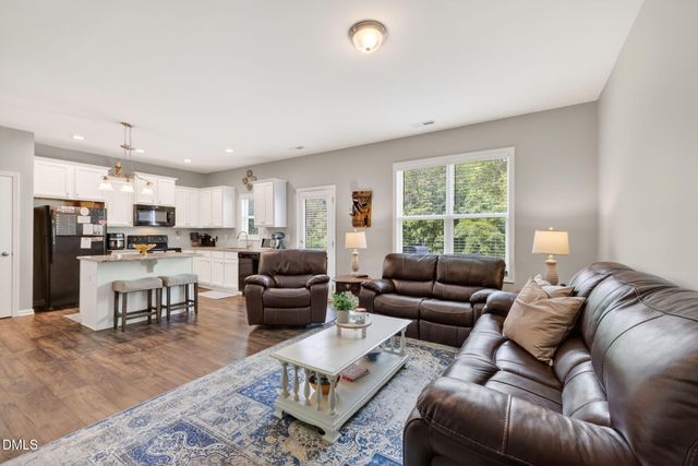 438 Crawford Parkway, Clayton, NC 27520