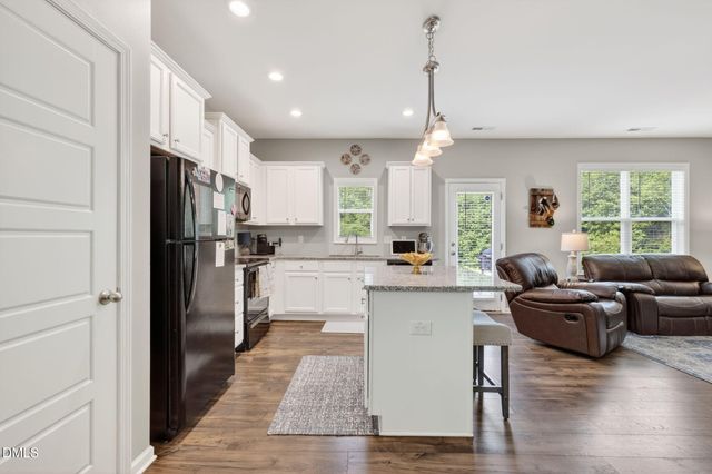 438 Crawford Parkway, Clayton, NC 27520