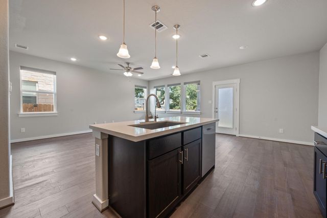 2228 Rocoso TRL, Leander, TX 78641