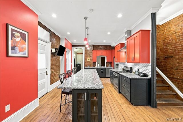 17 Saint Louis Place, Buffalo, NY 14202
