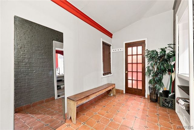 17 Saint Louis Place, Buffalo, NY 14202