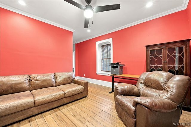 17 Saint Louis Place, Buffalo, NY 14202