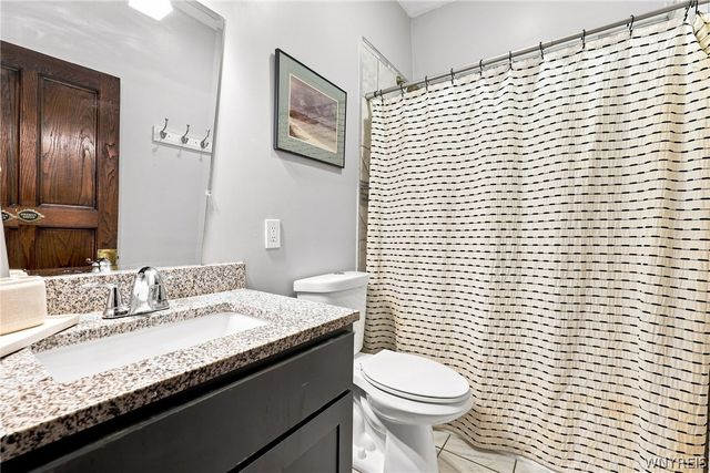 17 Saint Louis Place, Buffalo, NY 14202