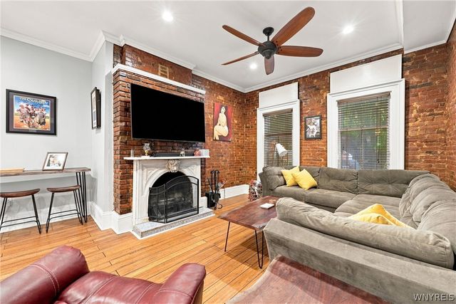 17 Saint Louis Place, Buffalo, NY 14202