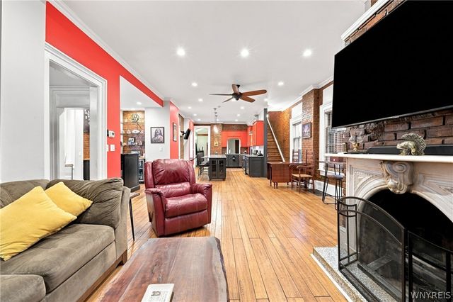 17 Saint Louis Place, Buffalo, NY 14202