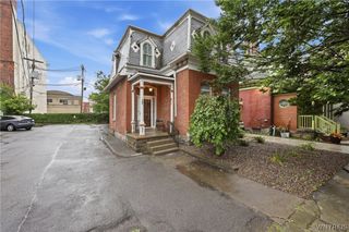17 Saint Louis Place, Buffalo, NY 14202