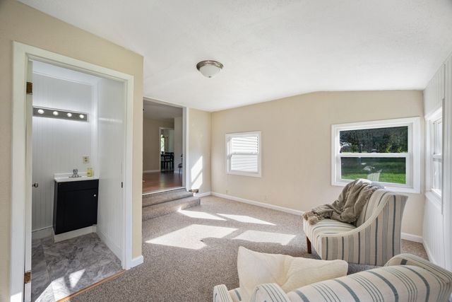 930 Melody Lane, Neosho, MO 64850