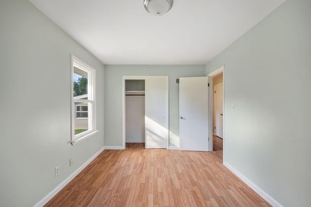 930 Melody Lane, Neosho, MO 64850