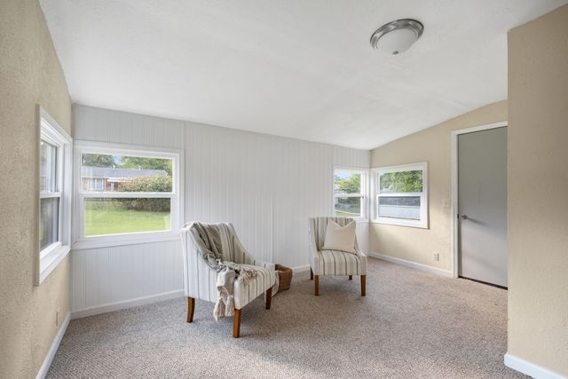 930 Melody Lane, Neosho, MO 64850