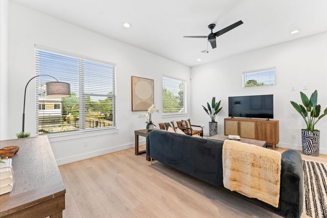 2607 Drew Street, Houston, TX 77004