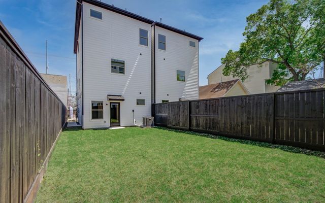 2607 Drew Street, Houston, TX 77004