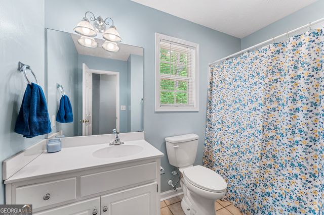 241 Old Pond Road, Lagrange, GA 30241