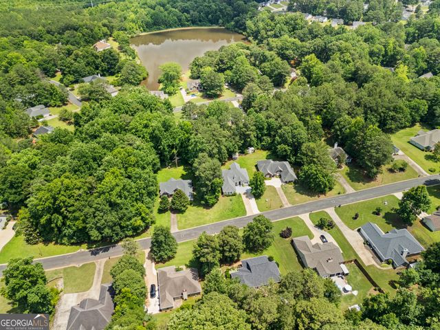 241 Old Pond Road, Lagrange, GA 30241