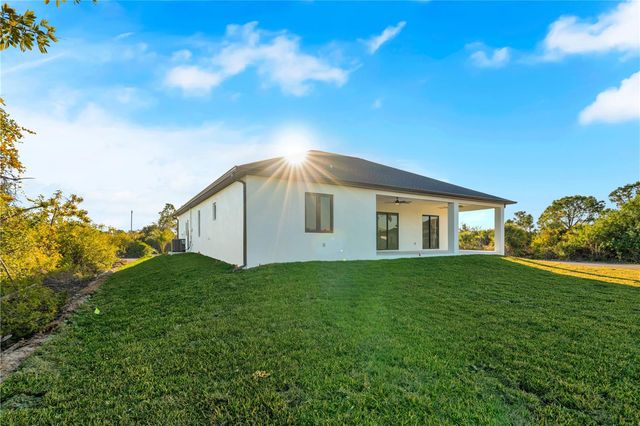 10065 MEMPHIS STREET, Port Charlotte, FL 33981