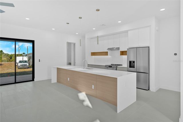 10065 MEMPHIS STREET, Port Charlotte, FL 33981